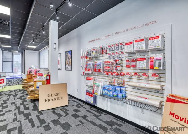 CubeSmart Self Storage - Chattanooga - 5952 Brainerd Rd - 5952 Brainerd Rd