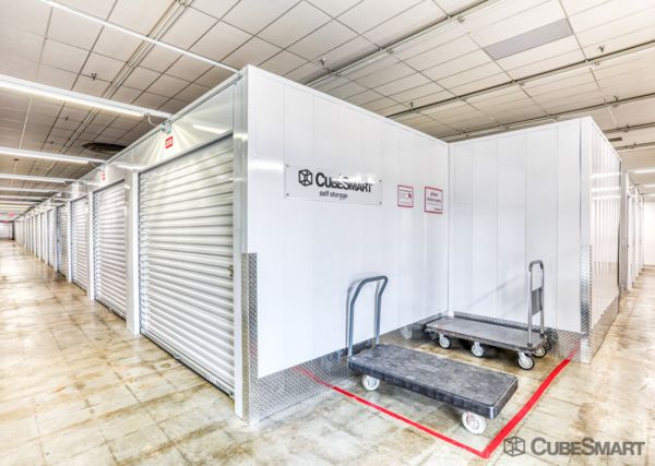 CubeSmart Self Storage - Chattanooga - 5952 Brainerd Rd - 5952 Brainerd Rd
