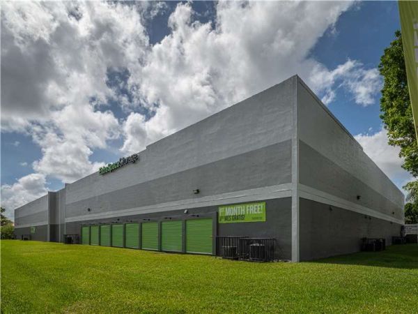Extra Space Storage - 0255 - Miami - SW 135th Ave - 5601 Southwest 135th Avenue