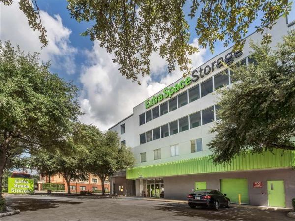 Extra Space Storage - 0584 - Houston - Southwest Freeway - 2222 Southwest Freeway
