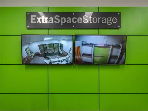 Extra Space Storage - 1457 - Houston - Ryewater Dr - 12620 Ryewater Drive