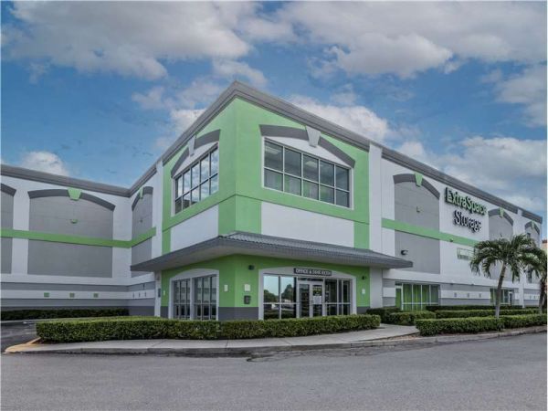 Extra Space Storage - 1466 - Miami - Hammocks Blvd - 10345 Hammocks Boulevard