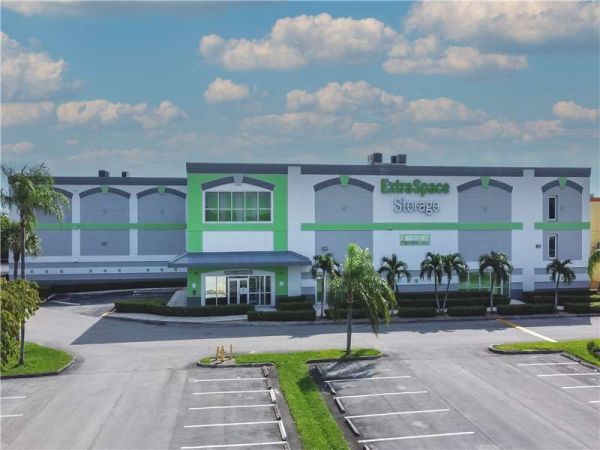 Extra Space Storage - 1466 - Miami - Hammocks Blvd - 10345 Hammocks Boulevard