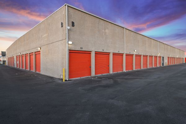 US Storage Centers - Las Vegas - 3375 Glen Avenue - 3375 Glen Avenue