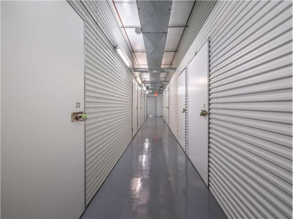 Extra Space Storage - 0318 - Sugar Land - Old Mill Rd - 2315 Old Mill Road