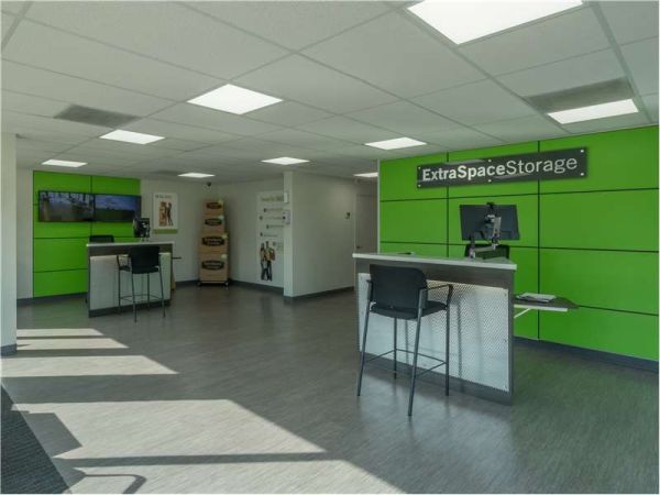 Extra Space Storage - 8246 - Spring - Treaschwig Rd - 5603 Treaschwig Road