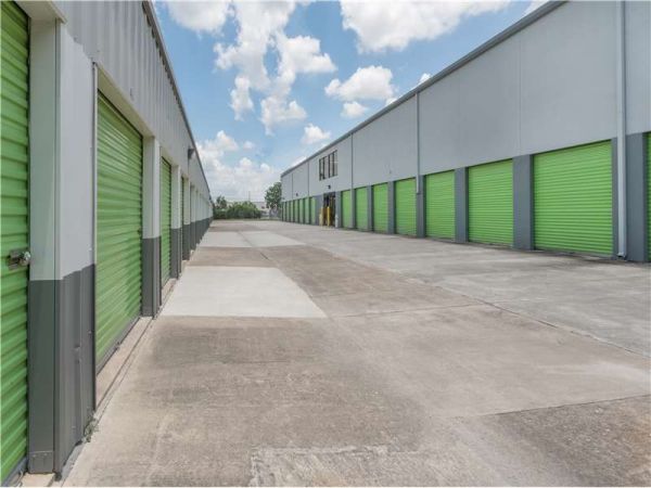 Extra Space Storage - 1762 - Houston - Senate Ave - 7302 Senate Avenue