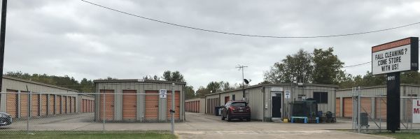 La Marque Mini Storage - 6011 Farm to Market Road 1764