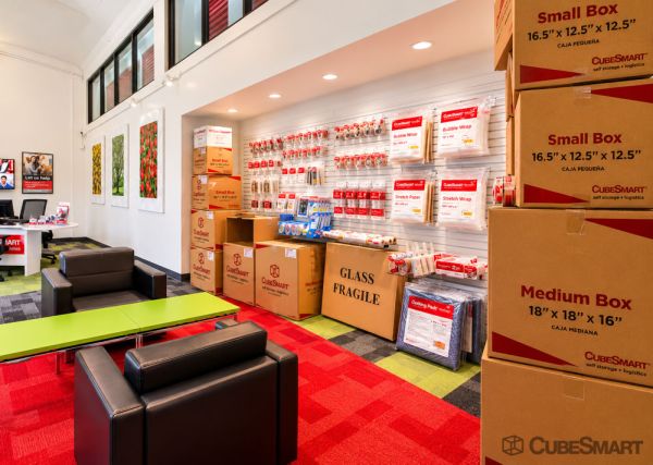 CubeSmart Self Storage - Washington - 1701 Florida Avenue Northwest - 1701 Florida Avenue Northwest