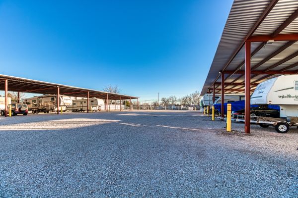Mission Storage - Hobbs - 401 West Comanche Drive