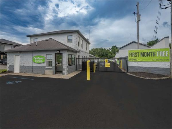 Extra Space Storage - 0402 - Louisville - Dixie Hwy - 7900 Dixie Highway