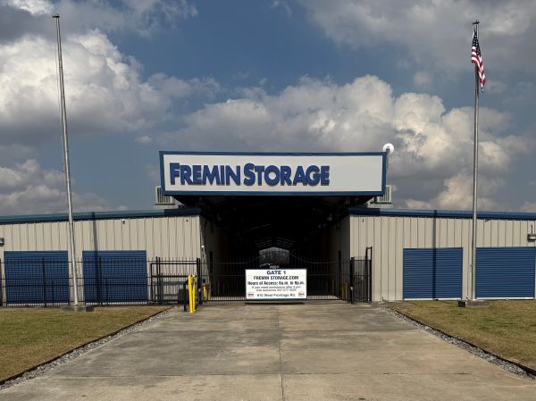 Fremin Climate Control Mini Storage - 910 Frontage Road