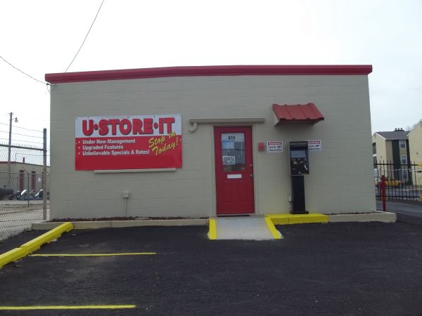 U Store It - Amarillo 2328 (Lakeview) - 2328 Lakeview Dr