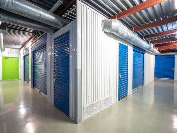 Extra Space Storage - 8701 - Dallas - Forest Central Drive - 11550 Forest Central Drive
