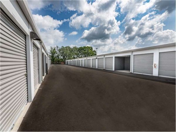 Extra Space Storage - 8765 - Thonotosassa - Fowler Ave - 9343 East Fowler Avenue
