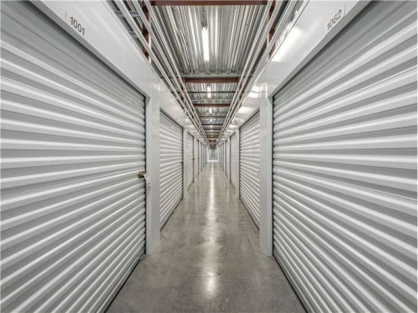 Extra Space Storage - 8765 - Thonotosassa - Fowler Ave - 9343 East Fowler Avenue