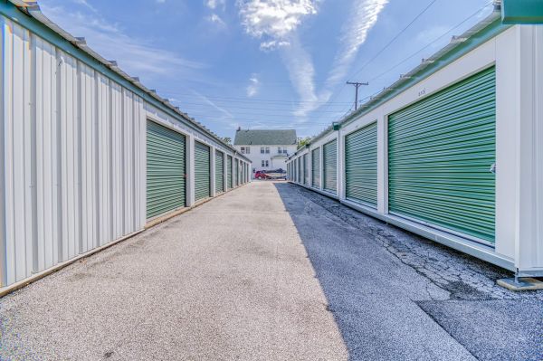 Mr. Storage - South Toledo - 3770 South Detroit Avenue