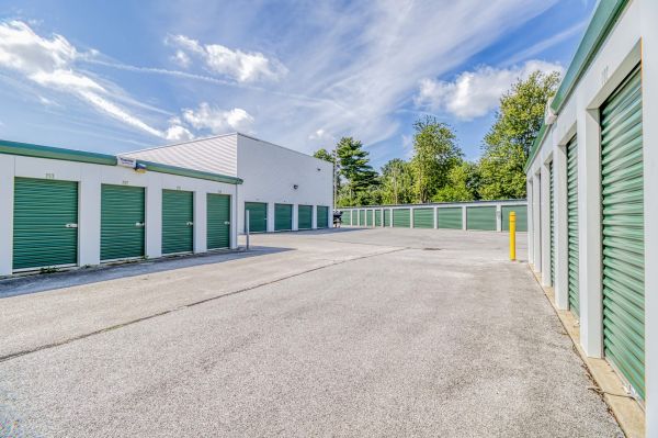 Mr. Storage - South Toledo - 3770 South Detroit Avenue