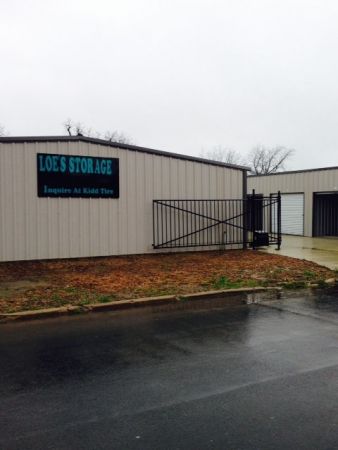 LOE'S STORAGE - Hope - 204 North Mockingbird Lane