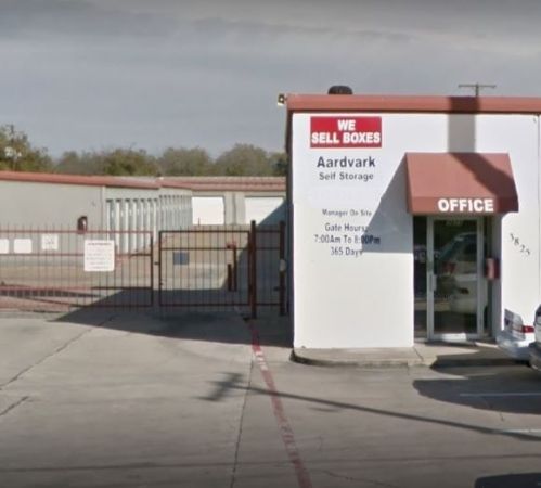 Aardvark Self Storage - 3825 Chesser Boyer Road