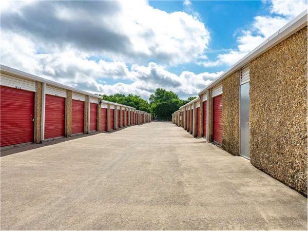 Extra Space Storage - 8703 - Denton - Frame Street - 816 Frame Street