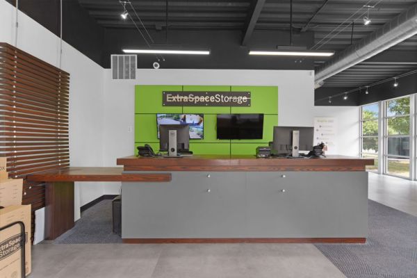 Extra Space Storage - 1876 - Woodbridge - Potomac Mills - 14701 Potomac Mills Road
