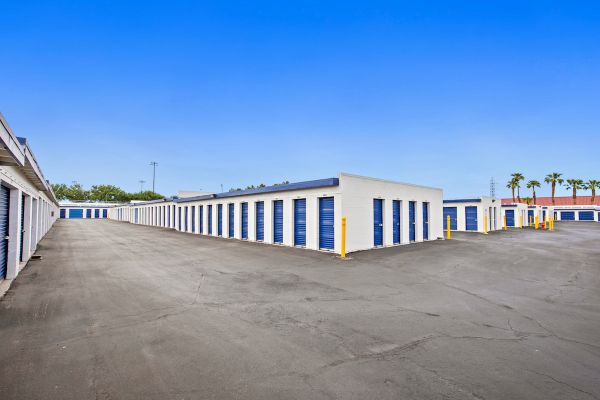 US Storage Centers - Las Vegas - Mojave - 233 North Mojave Road