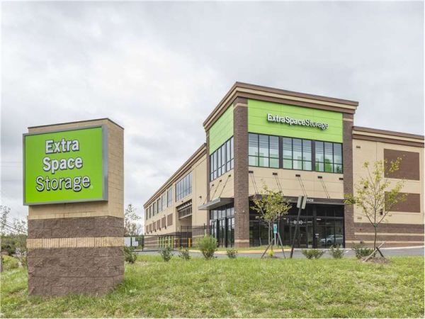 Extra Space Storage - 1878 - Manassas - Oak Street - 8130 Oak Street