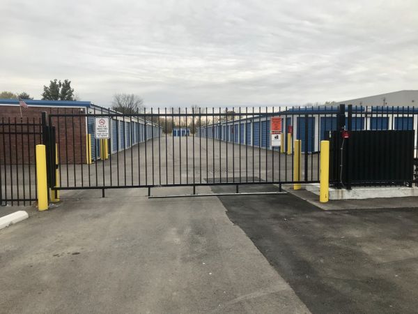 Storage of America - West Washington - 7910 West Washington Street