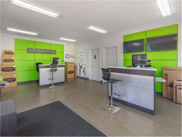 Extra Space Storage - 1606 - Dallas - Clark Rd - 8441 Clark Road
