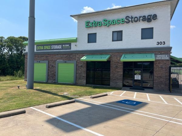 Extra Space Storage - 1611 - Duncanville - E Hwy 67 - 303 East Highway 67