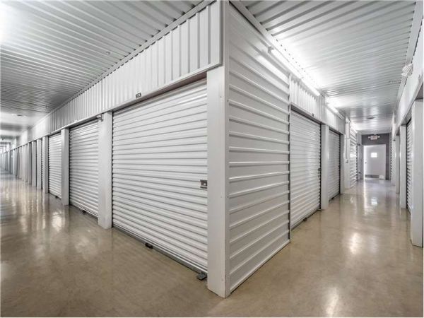 Extra Space Storage - 1611 - Duncanville - E Hwy 67 - 303 East Highway 67