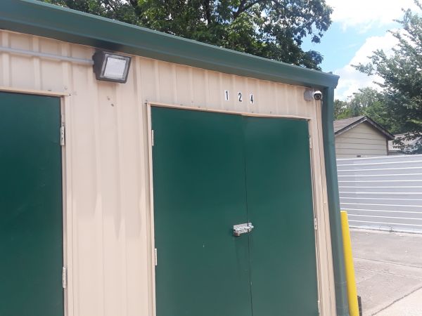 6400 Self Storage - 6400 Eastex Freeway