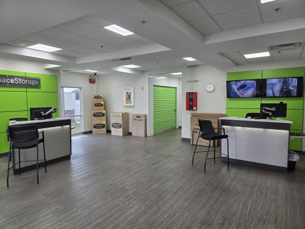 Extra Space Storage - 1590 - Austin - North Lamar Blvd - 12506 North Lamar Boulevard