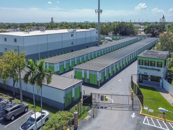 Extra Space Storage - 0254 - Miami - Coral Way - 9848 Coral Way