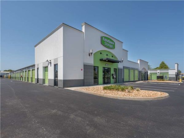 Extra Space Storage - 8137 - Kenneth City - 54th Ave - 5890 54th Avenue North