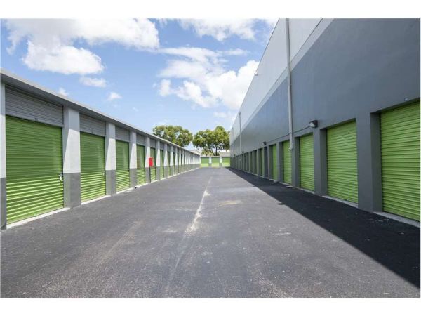 Extra Space Storage - 0208 - Miami - 20240 NW 2nd Ave - 20240 Northwest 2nd Avenue