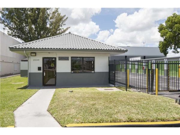 Extra Space Storage - 0208 - Miami - 20240 NW 2nd Ave - 20240 Northwest 2nd Avenue