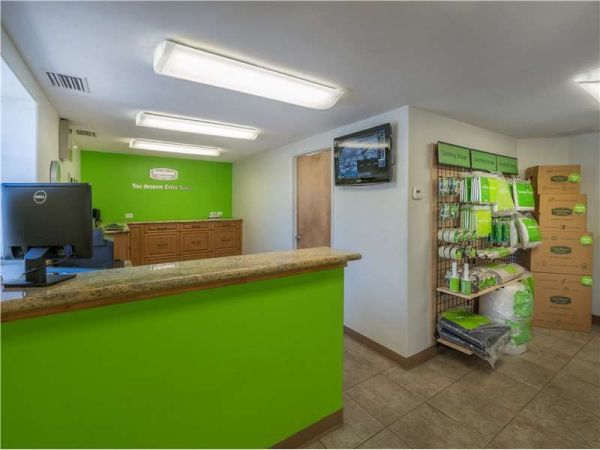Extra Space Storage - 8515 - Naples - Airport Pulling Road North - 571 Airport-Pulling Road