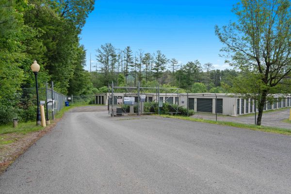 Pioneer Valley Storage - Amherst - Self Service - 1270 Federal Street