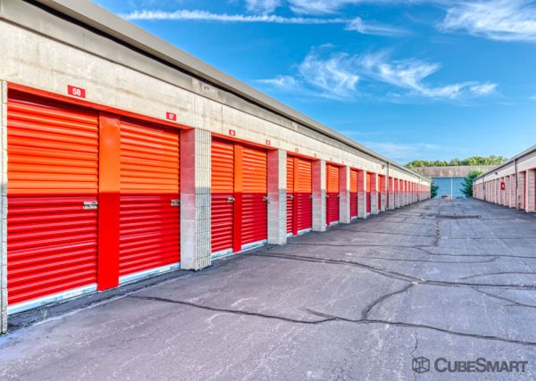 CubeSmart Self Storage - East Greenwich - 5805 Post Rd - 5805 Post Road