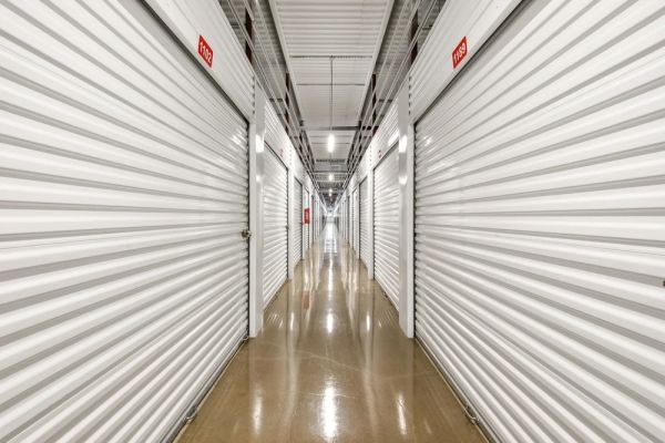 Storage Star Dallas - Forest - 2812 Forest Lane