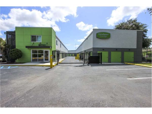 Extra Space Storage - 1064 - North Lauderdale - So State Rd - 2048 South State Road 7