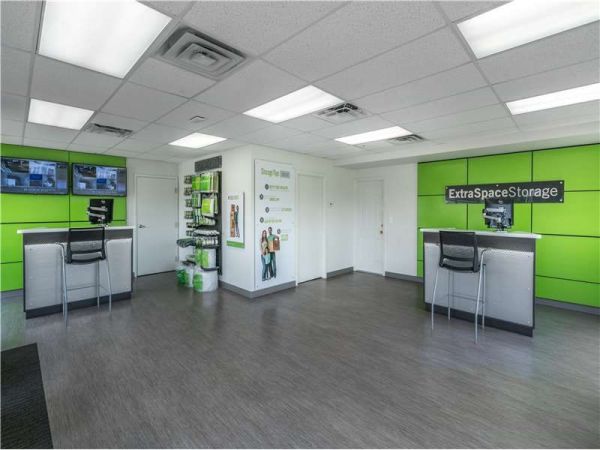 Extra Space Storage - 8439 - Orlando - 1420 N Orange Blossom Trail - 1420 North Orange Blossom Trail