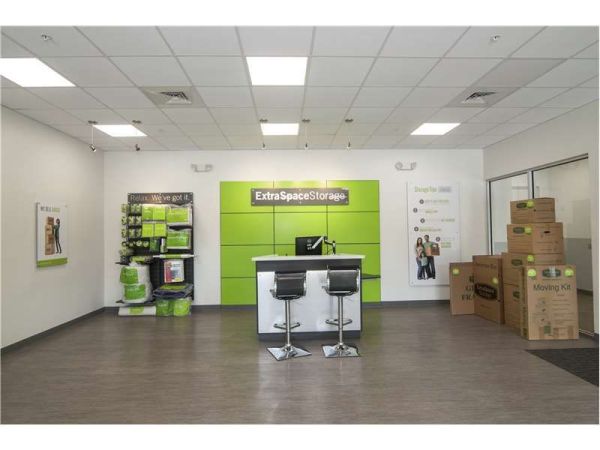 Extra Space Storage - 1679 - Weston - State Road 84 - 16400 West State Road 84