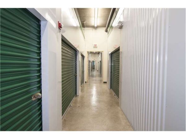 Extra Space Storage - 1679 - Weston - State Road 84 - 16400 West State Road 84