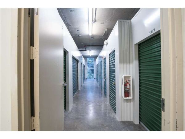 Extra Space Storage - 1679 - Weston - State Road 84 - 16400 West State Road 84