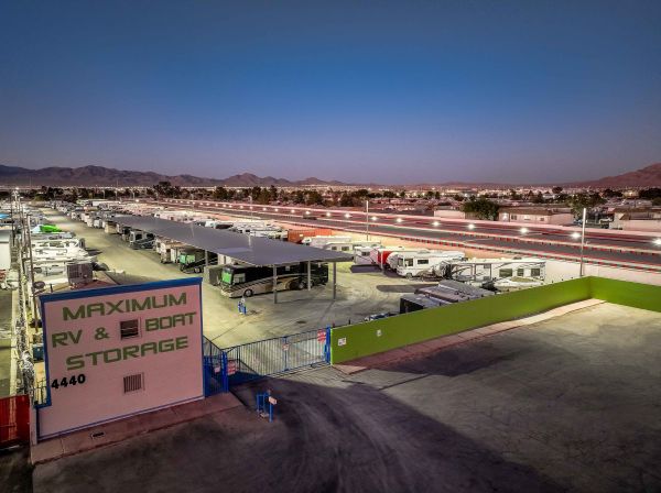 Maximum RV Storage, Lake Mead - 4440 East Lake Mead Boulevard
