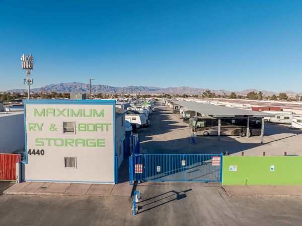 Maximum RV Storage, Lake Mead - 4440 East Lake Mead Boulevard