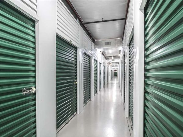 Extra Space Storage - 1308 - Fort Myers - Cypress Lake Dr - 9321 Cypress Lake Drive